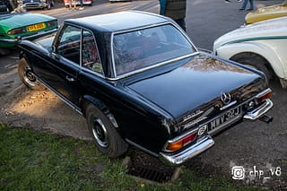 Classic Cars at Rivos Hub Sandford - ColinHillPhotography.uk