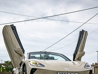 Dorset EVs at Rivos Hub Sandford - colinhillphotography.uk