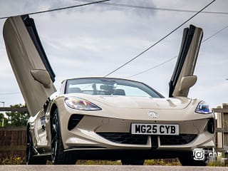 Dorset EVs at Rivos Hub Sandford - colinhillphotography.uk