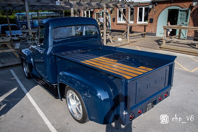 Classic Car Meet at Rivos Hub Sandford - ColinHillPhotography.uk