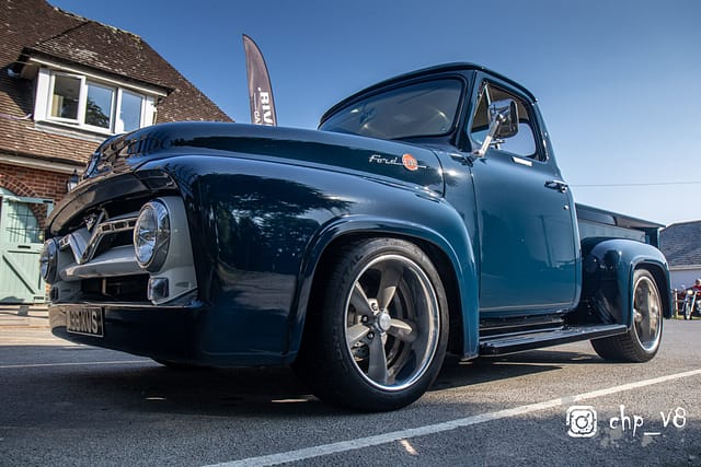 Classic Car Meet at Rivos Hub Sandford - ColinHillPhotography.uk
