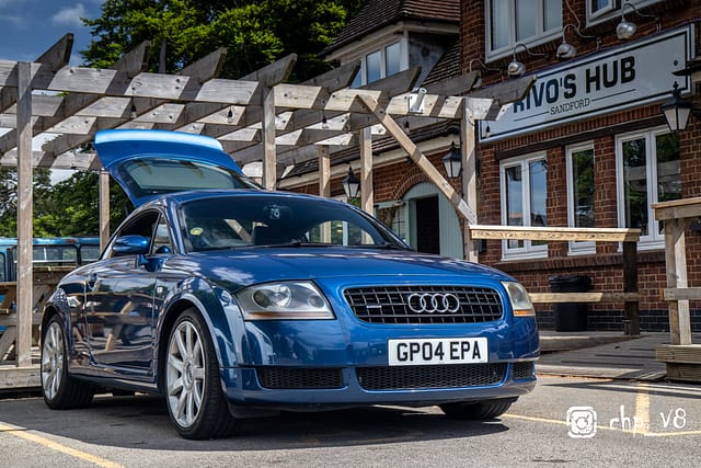 Audi TT Addicts meet at Rivos Hub Sandford - ColinHillPhotography.uk