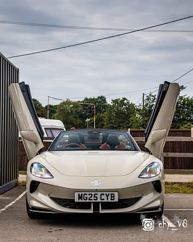 Dorset EVs at Rivos Hub Sandford - colinhillphotography.uk