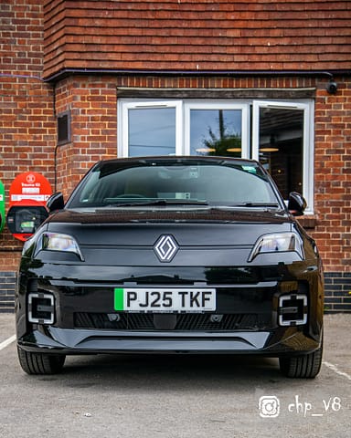 Dorset EVs at Rivos Hub Sandford - colinhillphotography.uk