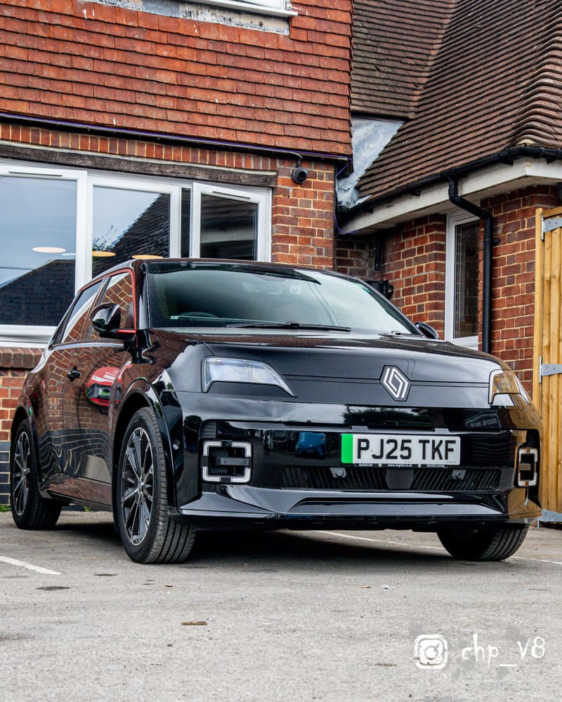 Dorset EVs at Rivos Hub Sandford - colinhillphotography.uk-